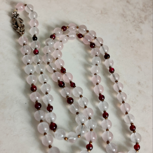 Vintage Genuine Rose Quartz Necklace with Garnet - Picture 11 of 13